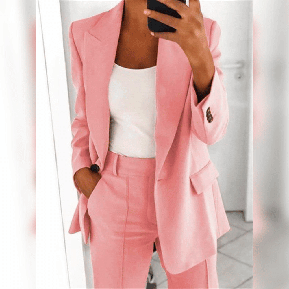 Elegant and Luxurious Women's Suit for Multiple Events