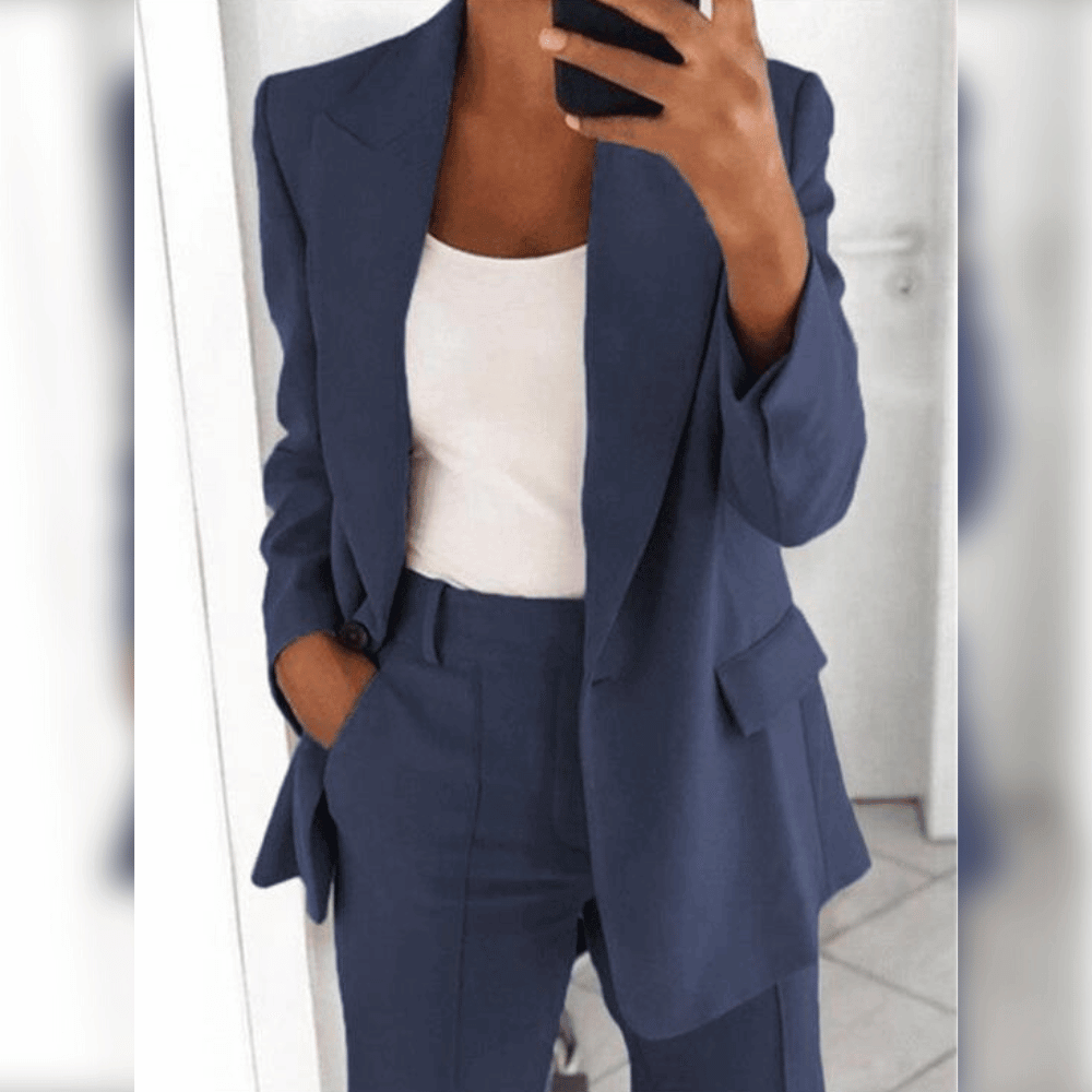 Elegant and Luxurious Women's Suit for Multiple Events