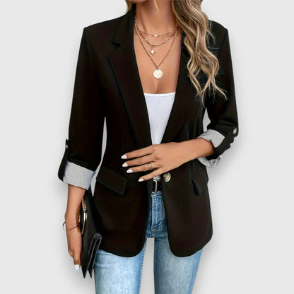 Elegant Blazer for Women - a fashionable and chic addition to your wardrobe