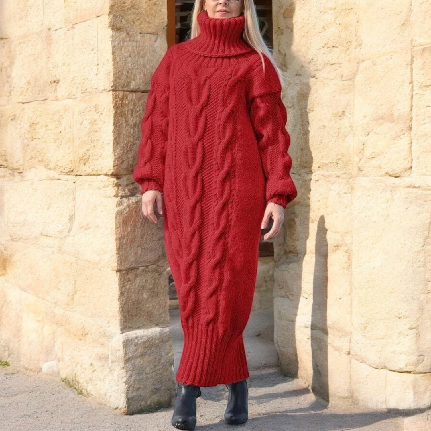 שמלת סוודר נוחה ואלגנטית עם טקסטורה עבה וחמה לימים קרים