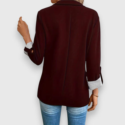 Elegant Blazer for Women - a fashionable and chic addition to your wardrobe
